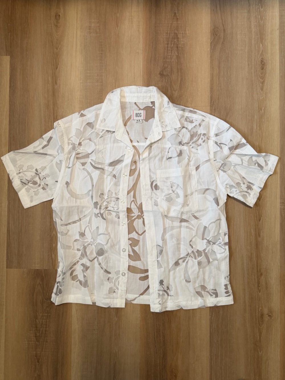 BDG Men’s White Short-Sleeve Floral Button-Down Shirt